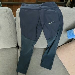 Nike leggings